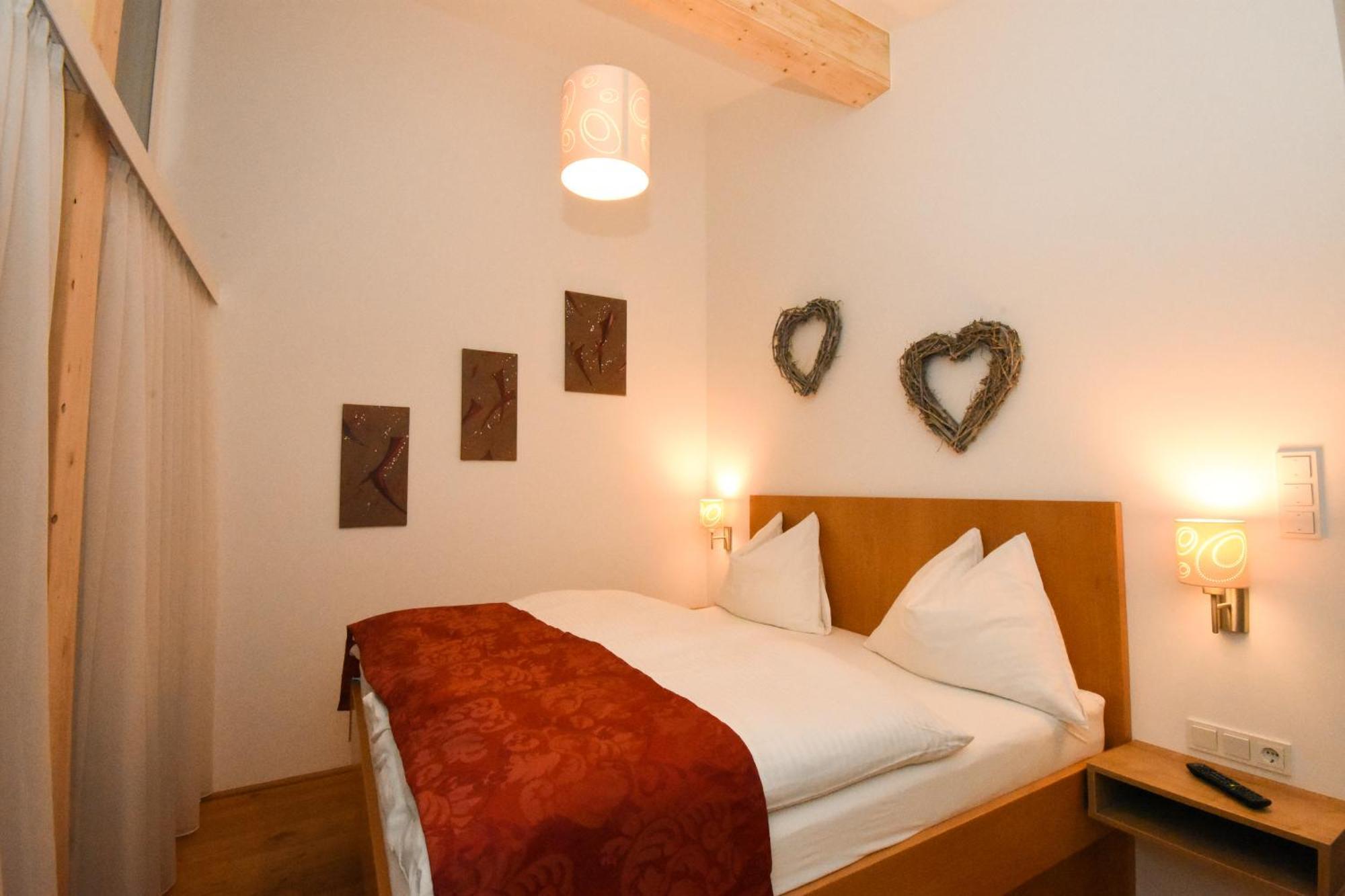 Luxusapartment Muellerhaus มึลบาค อัม โฮคเคอนิก ภายนอก รูปภาพ