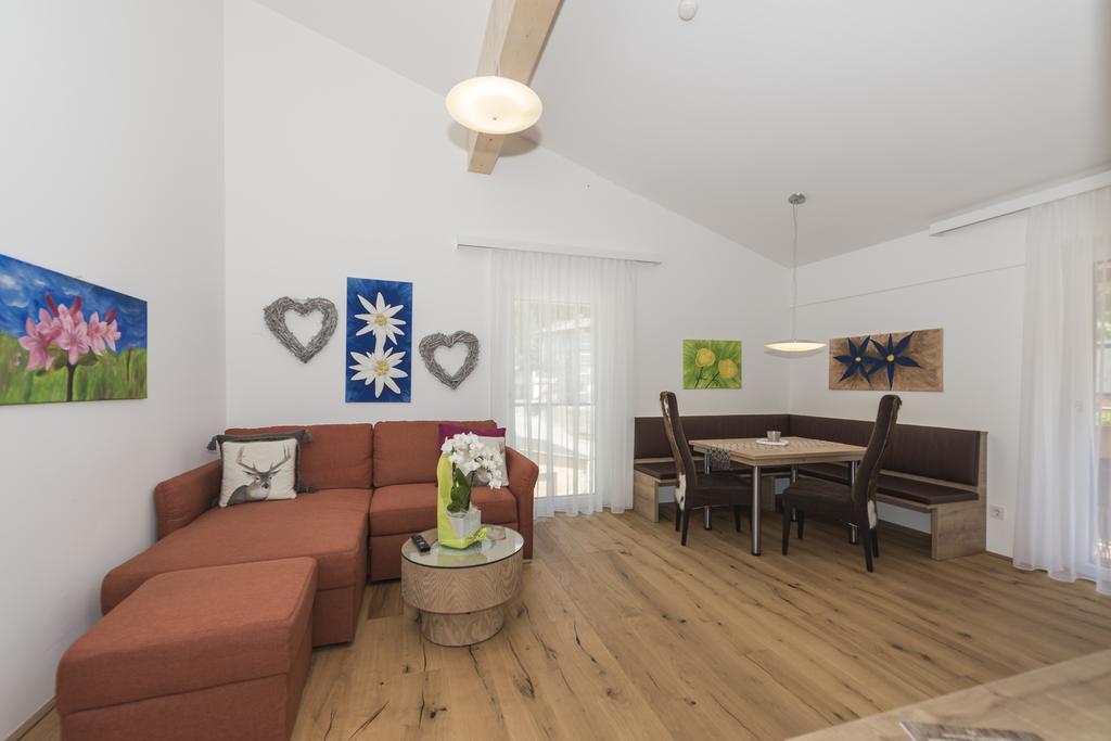 Luxusapartment Muellerhaus มึลบาค อัม โฮคเคอนิก ภายนอก รูปภาพ